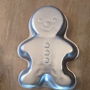 Wilton Cake Pan  - Gingerbread Boy - 2105-3313